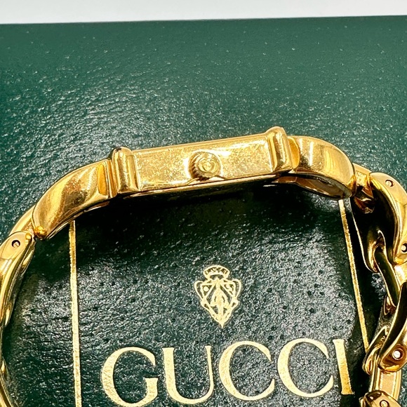 GUCCI 1800L WITH
INTERCHANGEABLE STRAPS - Picture 5 of 12